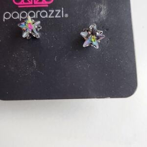 Paparazzi Starburst Earrings with Iridescent Hues